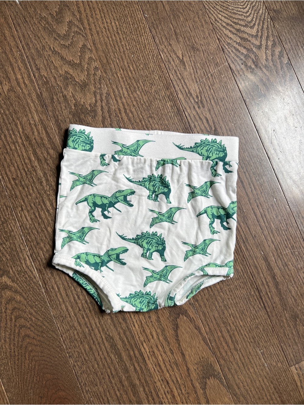 Kate Quinn bamboo bloomers dinosaur print baby size 12-18 months